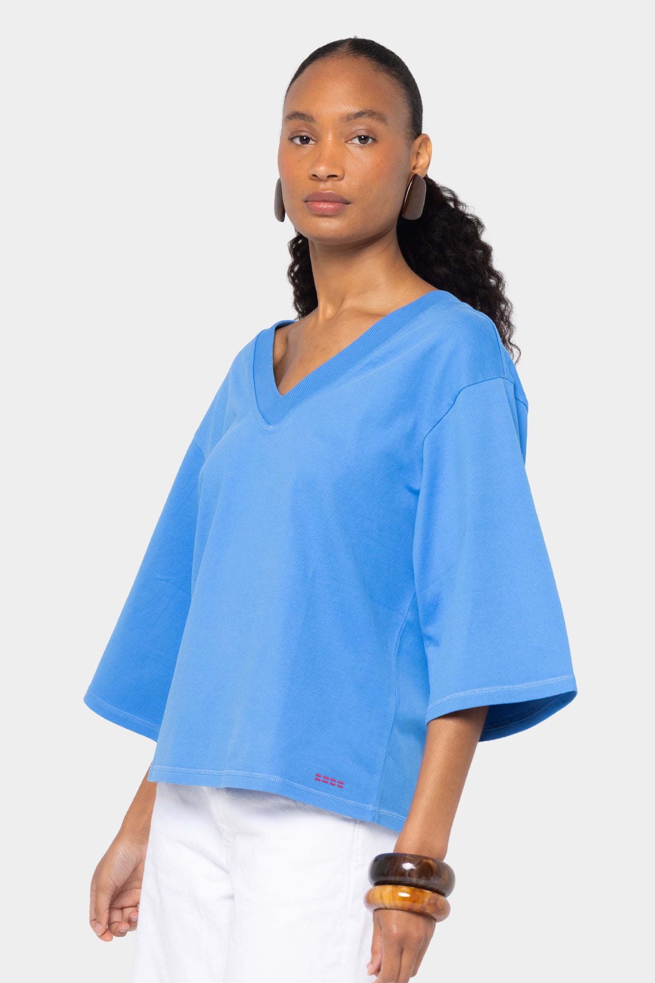 Elbow Sleeve V-Neck Side Pleat Tee