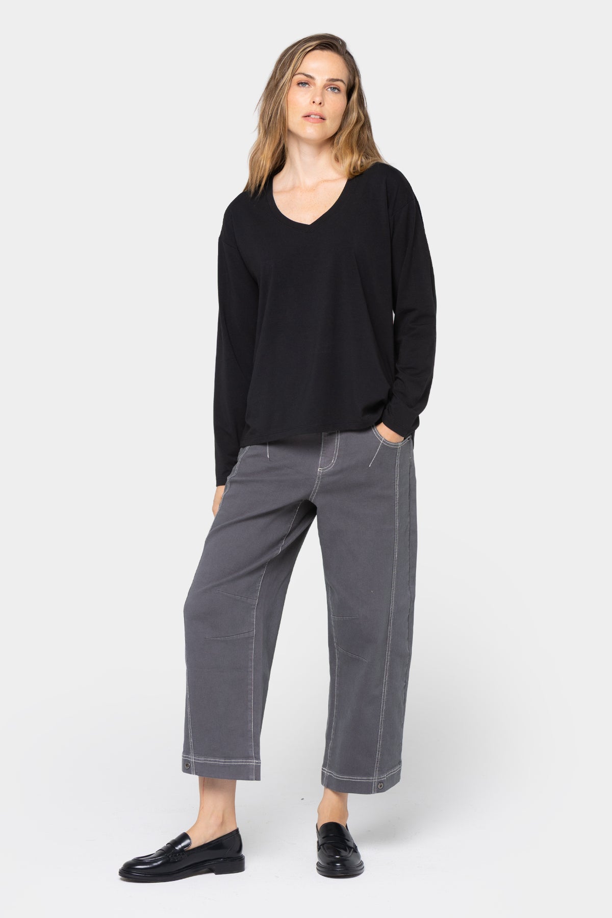 Regular Barrel Leg Jean with Seaming Details