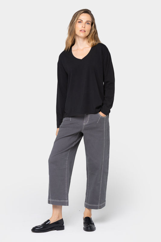 Regular Barrel Leg Jean with Seaming Details