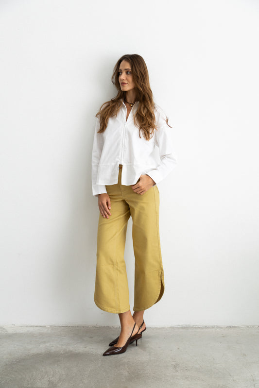 Curved Tulip Hem Straight Leg Jeans